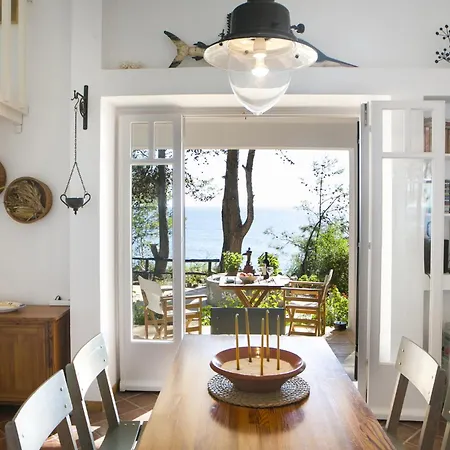 Noctiluca House Holiday home