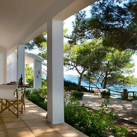 Noctiluca House Holiday home *